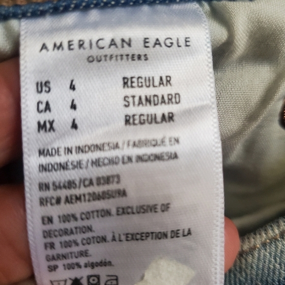 American Eagle Outfitter The Baggy Jeans,distressed Womans Size 4 - Picture 7 of 8